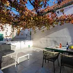 Aspalathos Romantic Retreat * Split