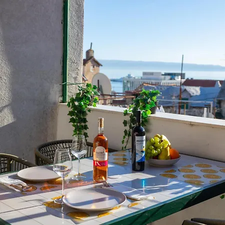 Aspalathos Romantic Retreat Split