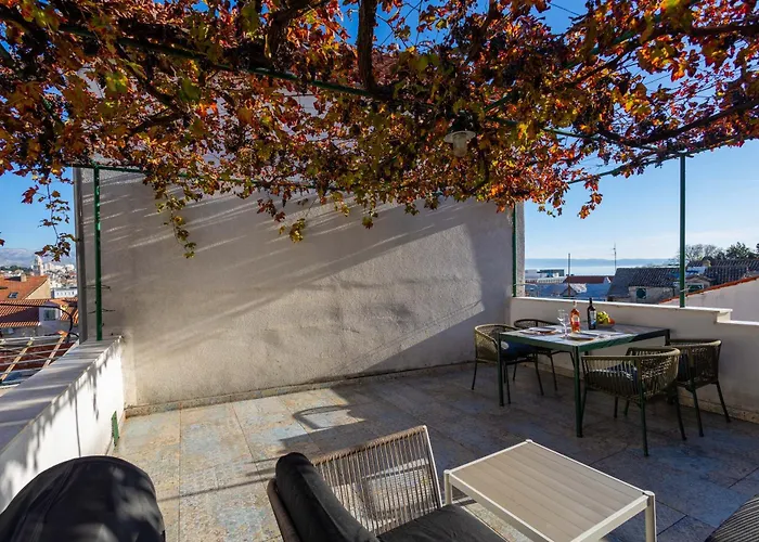 아파트 Aspalathos Romantic Retreat 스플리트