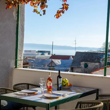 Aspalathos Romantic Retreat Split