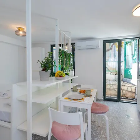 Aspalathos Romantic Retreat