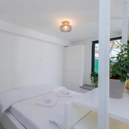 Aspalathos Romantic Retreat דירה *
